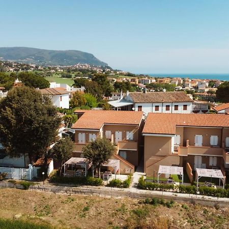 Pietra Bianca Residence ヌマーナ エクステリア 写真
