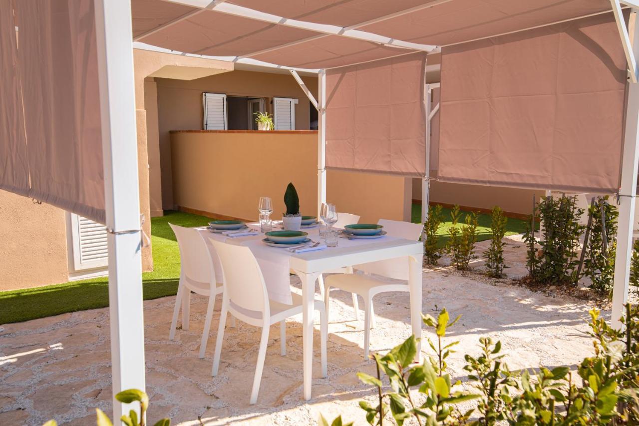 Pietra Bianca Residence ヌマーナ エクステリア 写真